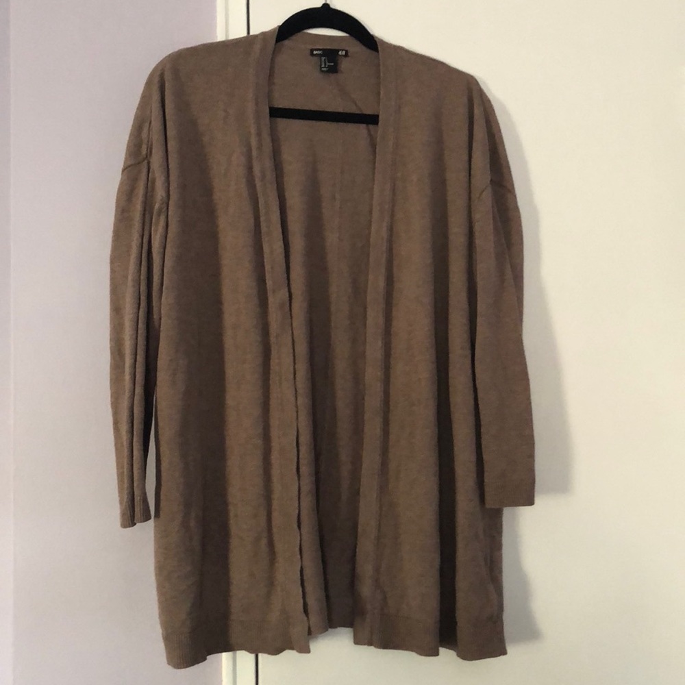 H&M basic taupe sweater